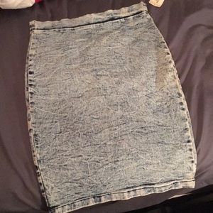 Denim Wash Pencil Skirt